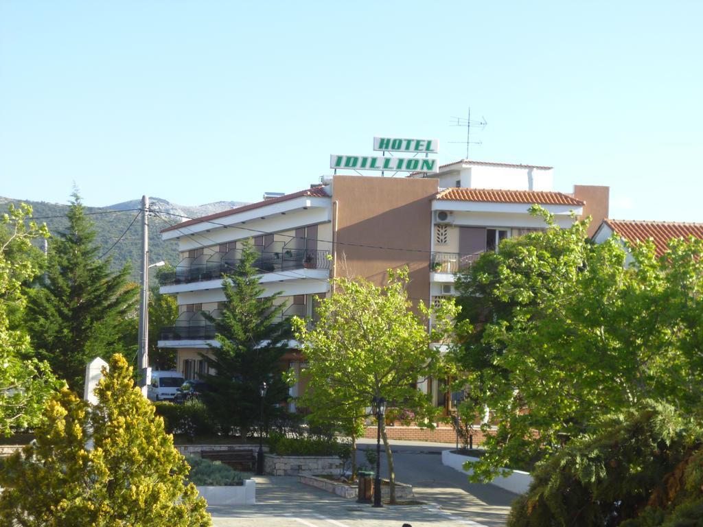 Idillion Hotel Vilia Exterior photo